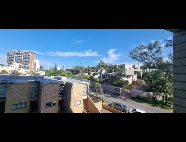 3 BEDROOM APARTMENT FOR SALE IN UMHLANGA CENTRAL